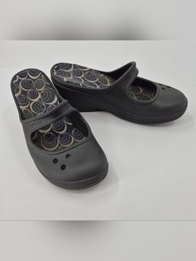 Crocs Frances Mary Jane Black Wedge Heel Slip On Mules Women Sandals Size 8